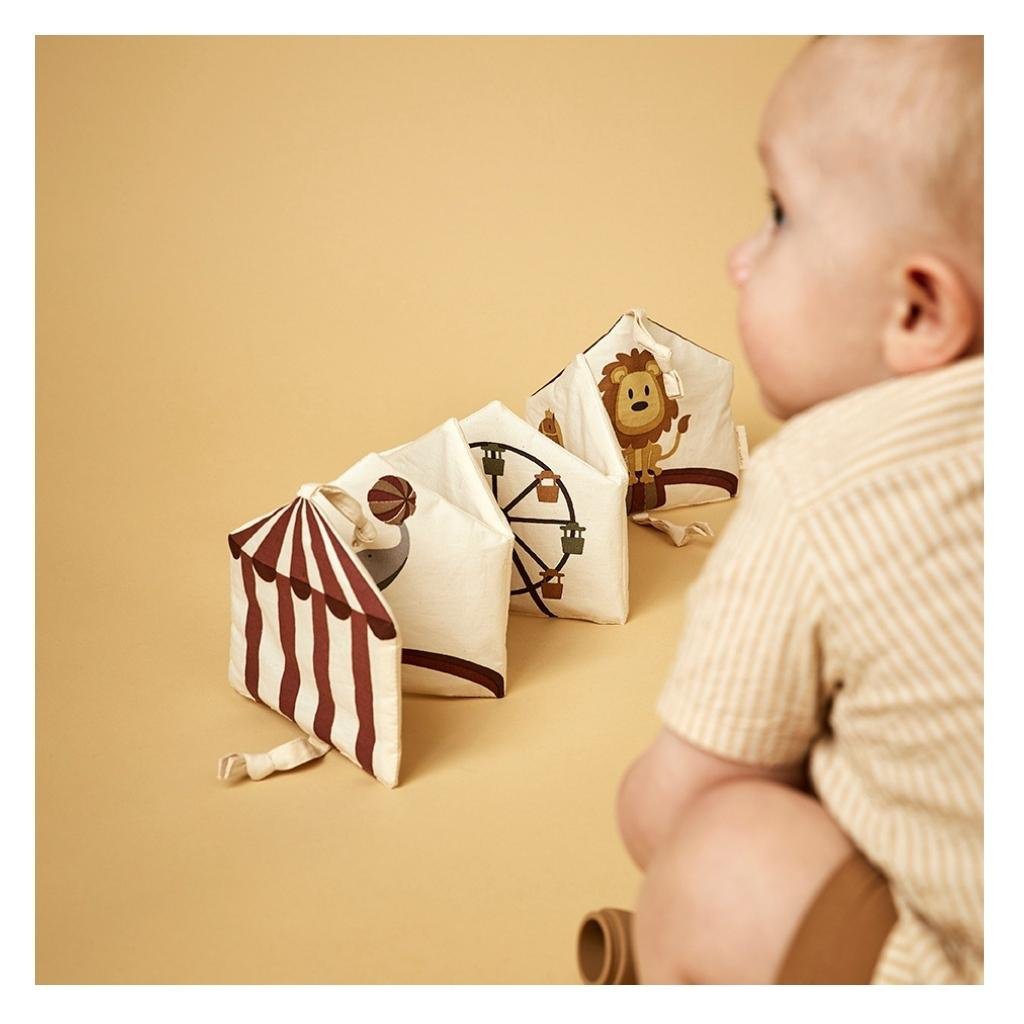 Nuuroo Kit stofboek speelgoed Creme - Circus
